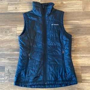 Columbia Zip Up Black Vest size S